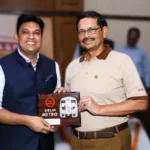 Anuj Dayal, principal executive director (CC), Delhi Metro felicitates Sarvesh Tiwari, PR Professionals on national PR Day